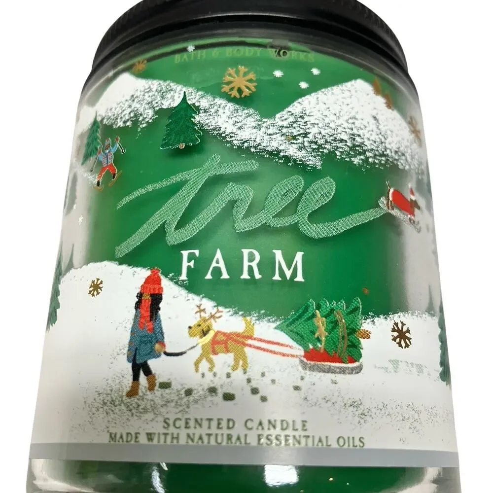Bath & Body Works Candle TREE FARM Single Wick Scented Candle NWT 7 oz.